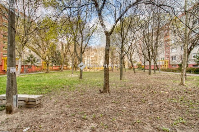 Eladó panellakás, Budapesten, XVII. kerületben, Kaszáló utcában