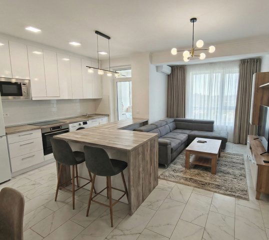 Eladó panellakás, Szegeden 58.5 M Ft, 3+1 szobás