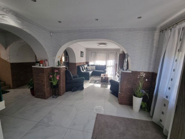 Eladó családi ház, Miskolcon, Szrog Sámuel utcában 96.99 M Ft