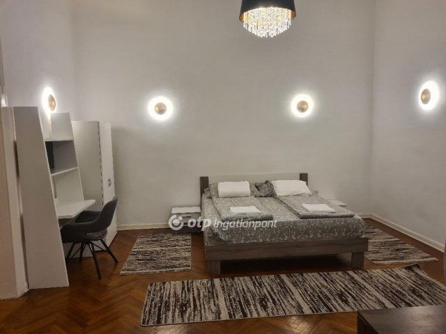 Eladó téglalakás, Budapesten, V. kerületben 109 M Ft, 2 szobás