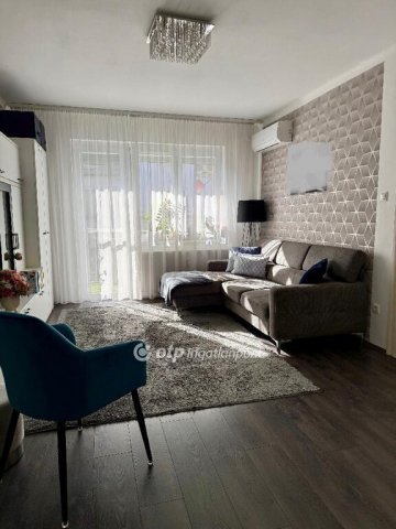 Eladó téglalakás, Budapesten, II. kerületben 113.9 M Ft