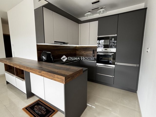 Kiadó téglalakás, albérlet, Debrecenben 350 E Ft / hó, 3 szobás