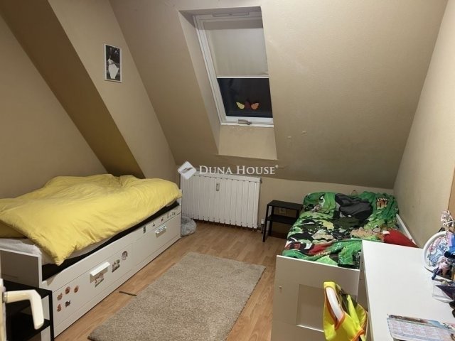 Eladó téglalakás, Budapesten, XVII. kerületben 72 M Ft, 4 szobás