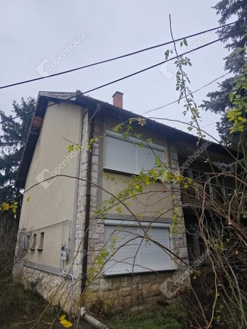 Eladó családi ház, Győrött 105 M Ft, 6 szobás