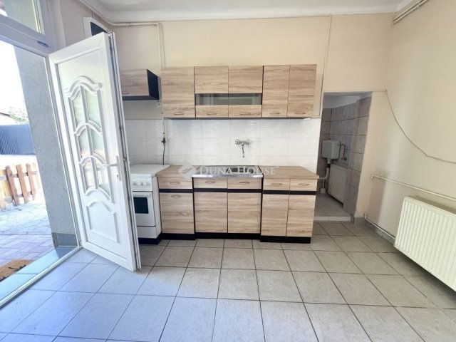 Eladó téglalakás, Budapesten, XX. kerületben 44 M Ft, 2 szobás