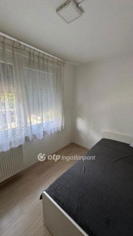 Eladó panellakás, Budapesten, XV. kerületben 52.5 M Ft