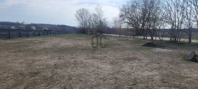 Eladó telek, Fóton 46.5 M Ft / költözzbe.hu