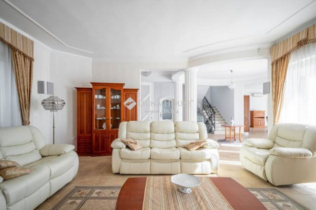 Eladó családi ház, Budapesten, II. kerületben 371.45 M Ft