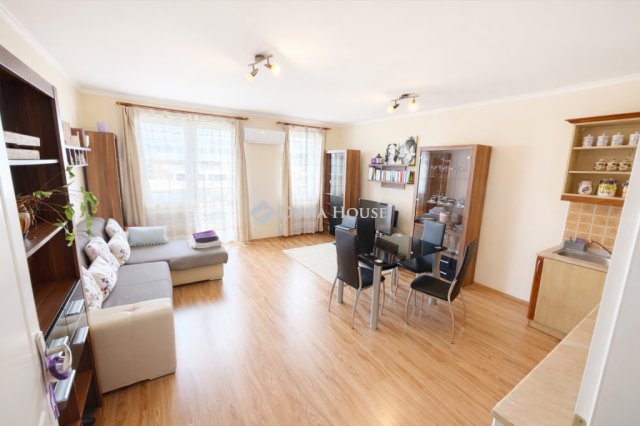 Kiadó téglalakás, albérlet, Debrecenben, Böszörményi úton