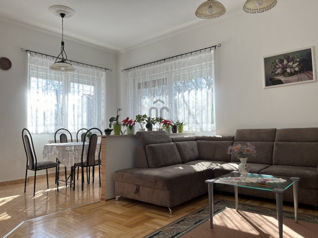 Eladó ikerház, Budapesten, XVIII. kerületben, Szélmalom utcában