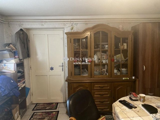 Eladó családi ház, Piliscsabán 149.9 M Ft, 5 szobás