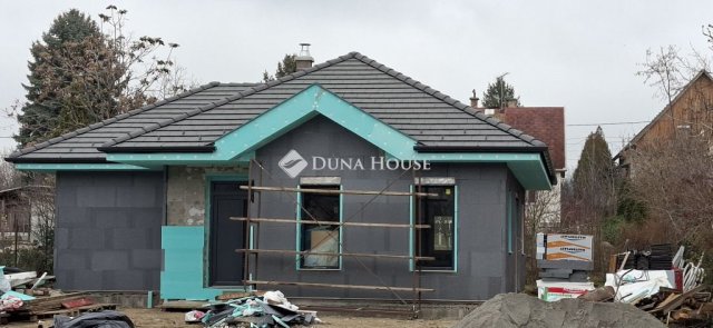 Eladó családi ház, Gödön 109.9 M Ft, 4 szobás