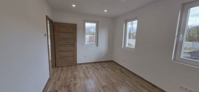 Eladó családi ház, Sajószentpéteren 109 M Ft, 3+1 szobás