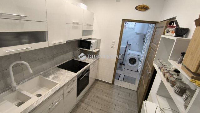 Eladó családi ház, Kecskeméten 74.99 M Ft, 4 szobás