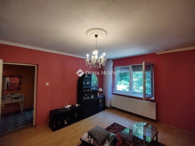 Eladó ikerház, Budapesten, XVIII. kerületben 79.9 M Ft, 3 szobás