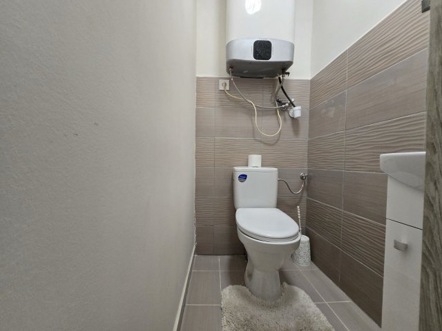 Eladó családi ház, Szegeden 75 M Ft, 2+3 szobás