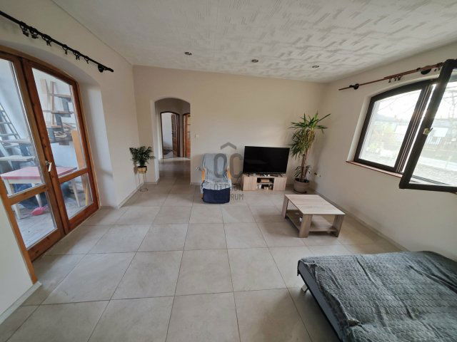 Eladó családi ház, Debrecenben 98 M Ft, 4 szobás