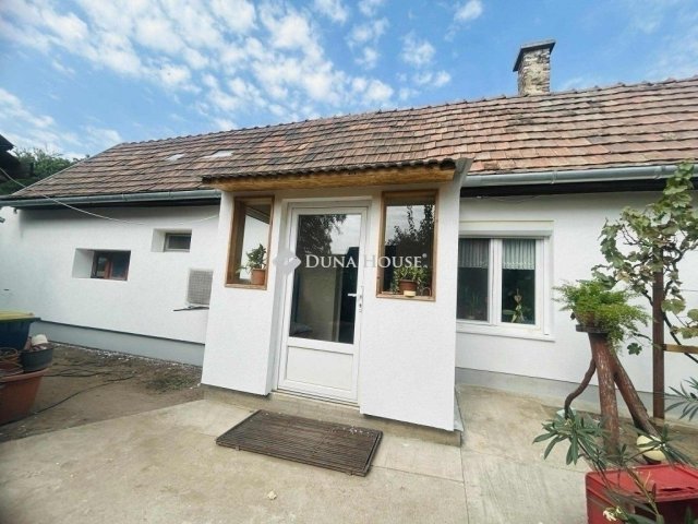 Eladó családi ház, Üllőn 39.9 M Ft, 1 szobás