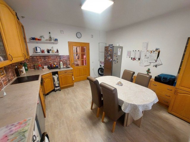 Eladó családi ház, Szentendrén 124.5 M Ft, 4 szobás