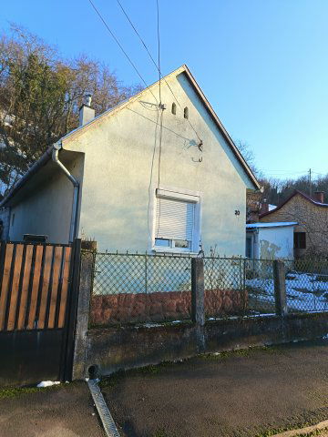 Eladó családi ház, Kaposváron, Nyugativánfa utcában 24.9 M Ft