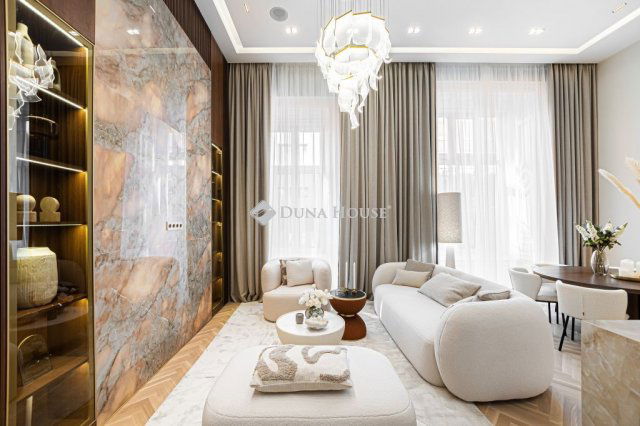 Eladó téglalakás, Budapesten, V. kerületben 299 M Ft, 3 szobás