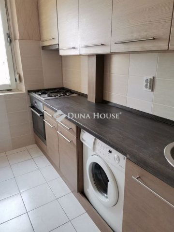 Kiadó panellakás, albérlet, Veszprémben, Haszkovó utcában