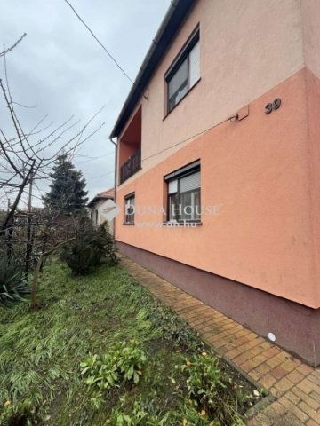 Eladó családi ház, Budapesten, XVIII. kerületben 120 M Ft