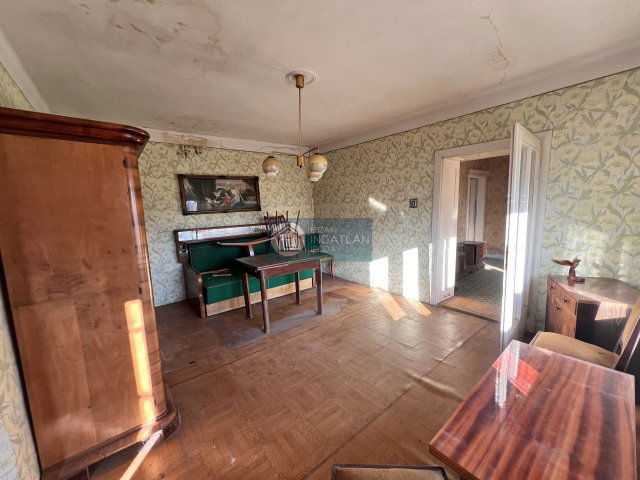 Eladó családi ház, Bánhorvátiban 12.5 M Ft, 5 szobás