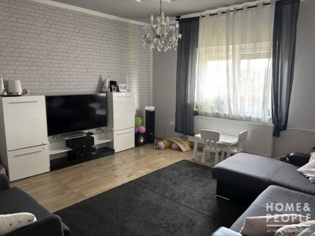 Eladó családi ház, Üllésen 72 M Ft, 3 szobás