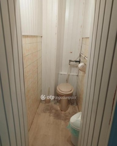 Eladó sorház, Mohácson 15 M Ft, 1 szobás / költözzbe.hu