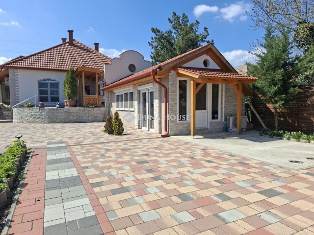 Eladó családi ház, Tápiószecsőn 125 M Ft, 3 szobás