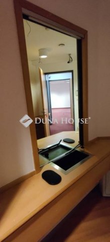 Eladó iroda, Budapesten, III. kerületben 699 M Ft