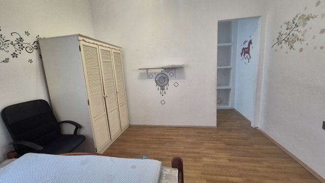 Eladó téglalakás, Sárváron 24 M Ft, 2 szobás