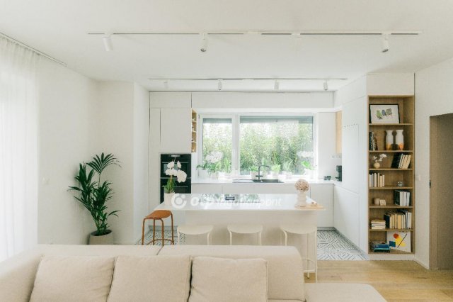 Eladó téglalakás, Érden 109.7 M Ft, 2+1 szobás