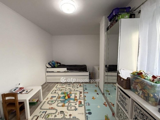 Eladó téglalakás, Budaörsön 114.9 M Ft, 2+2 szobás