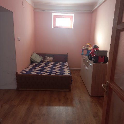 Eladó családi ház, Tiszaalpáron 29.6 M Ft, 3 szobás