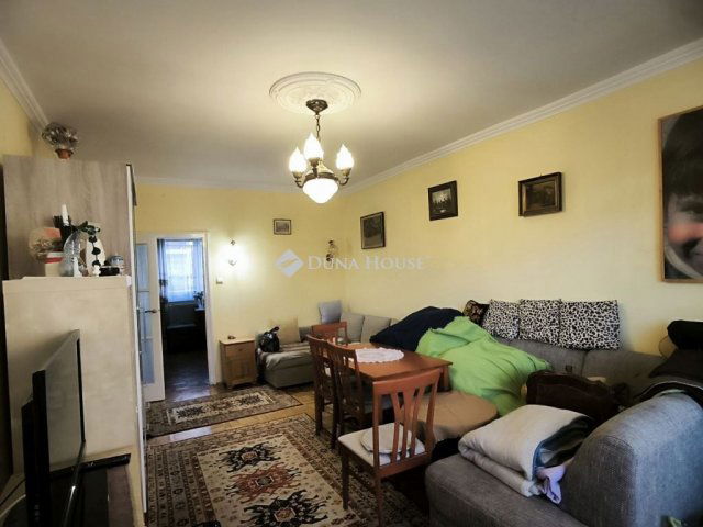 Eladó téglalakás, Győrött 55 M Ft, 2 szobás