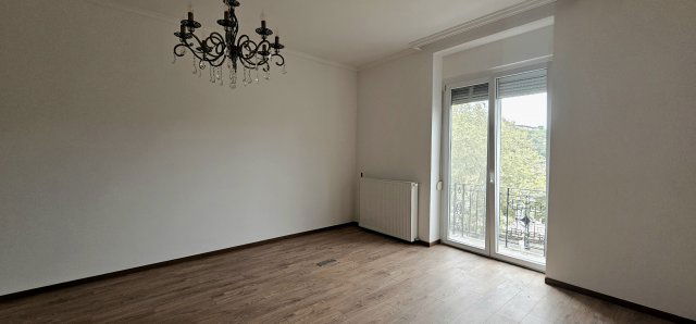 Kiadó téglalakás, albérlet, Budapesten, V. kerületben, 4 szobás