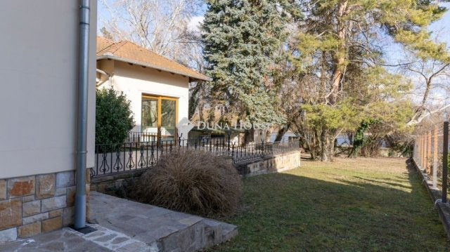 Eladó családi ház, Leányfaluban 219 M Ft, 3 szobás