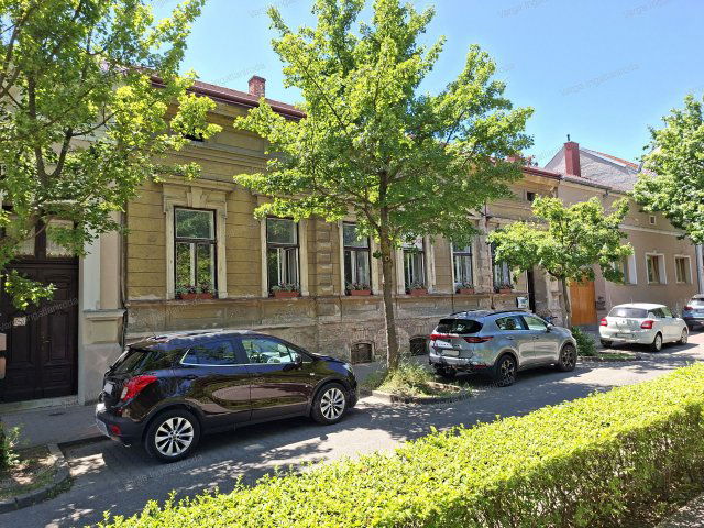 Eladó családi ház, Sopronban 140 M Ft, 4 szobás