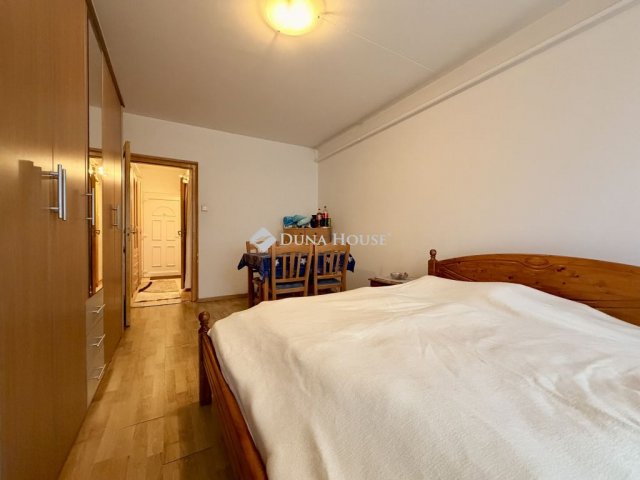 Eladó panellakás, Szombathelyen, Kodály Zoltán utcában 32.5 M Ft