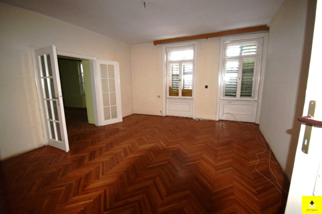 Eladó téglalakás, Kőszegen 19.08 M Ft, 2 szobás