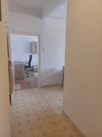 Eladó téglalakás, Tatabányán 32 M Ft, 1 szobás