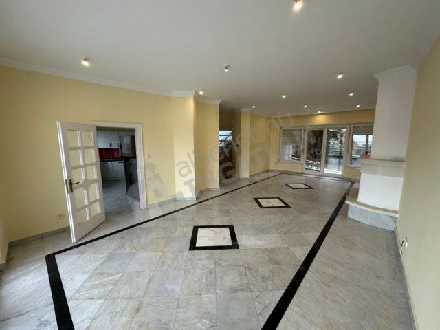 Kiadó ikerház, albérlet, XII. kerületben, Fodor utcában