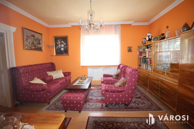 Eladó családi ház, Szombathelyen 72.9 M Ft, 2 szobás