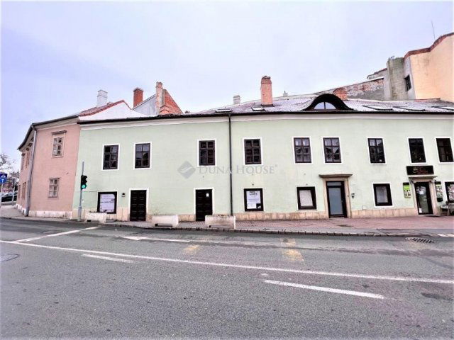Eladó iroda, Sopronban 26 M Ft / költözzbe.hu