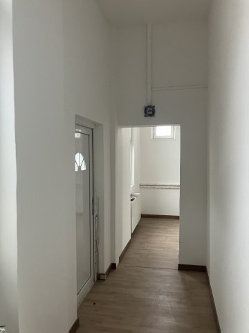 Eladó üzlethelyiség, Budapesten, X. kerületben 133 M Ft