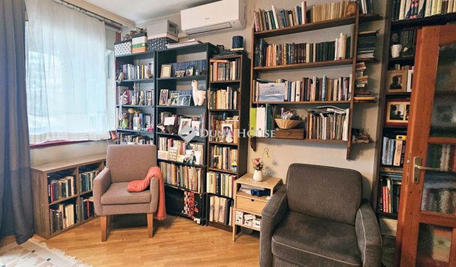 Eladó téglalakás, Budapesten, II. kerületben, Bogár utcában