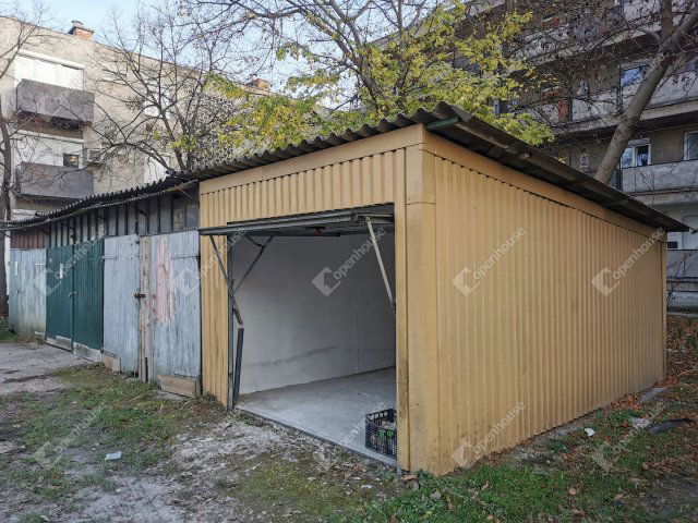 Eladó garázs, Győrött 5.5 M Ft / költözzbe.hu