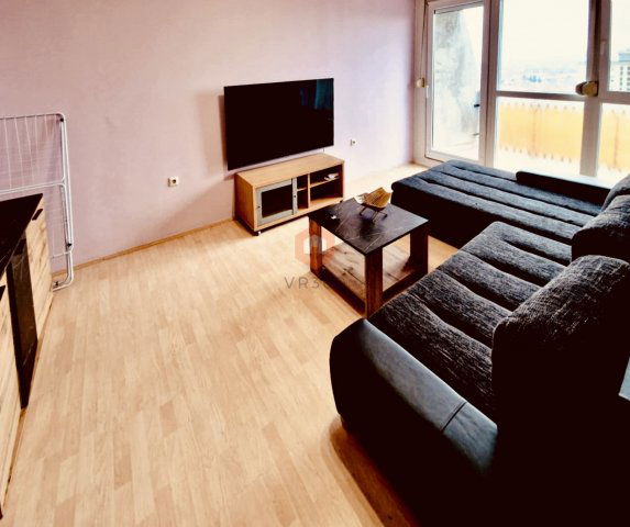 Kiadó panellakás, albérlet, Pécsett 250 E Ft / hó, 3 szobás